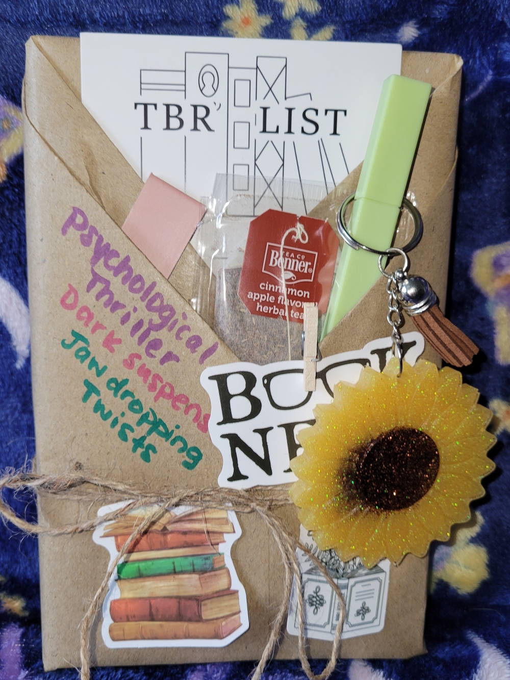 Sunflower Keychain Bookish Gift Set